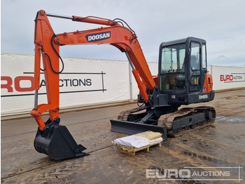 מיני מחפר DOOSAN DH55-V