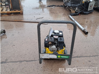 מכונת אספלט Wacker Neuson Compaction Plate: תמונה 4 מכונת אספלט Wacker Neuson Compaction Plate: תמונה 4