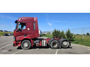 יחידת טרקטור RENAULT T 520