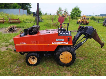 טרנצ'ר DITCH WITCH