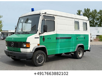 כלי רכב מסחרי עם לוח MERCEDES-BENZ Vario 609