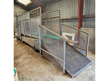 ציוד לבעלי חיים