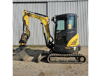 מיני מחפר NEW HOLLAND