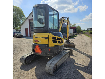מיני מחפר New Holland E39 B: תמונה 5