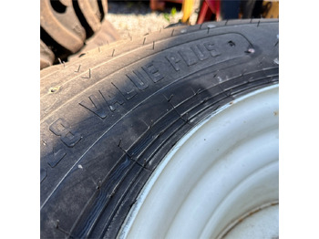 טרקטור חקלאי New Holland Græs hjul til T4 serien: תמונה 5