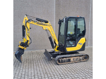 מיני מחפר YANMAR