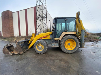 מחפרון MASSEY FERGUSON