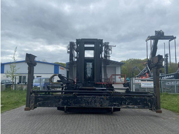 ציוד לטיפול בחומרים