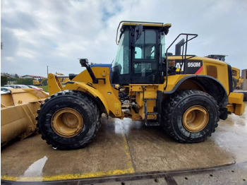 מעמיס גלגלים CATERPILLAR 950M