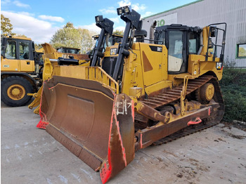 דחפור CATERPILLAR D8T