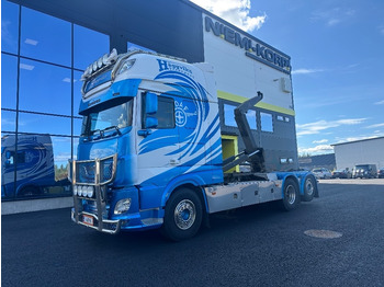 משאית הרמת וו DAF XF 530