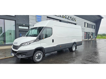 כלי רכב מסחרי עם לוח IVECO Daily 50c18