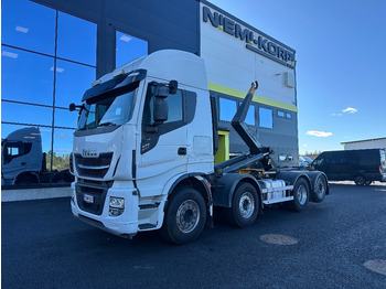 משאית הרמת וו IVECO X-WAY