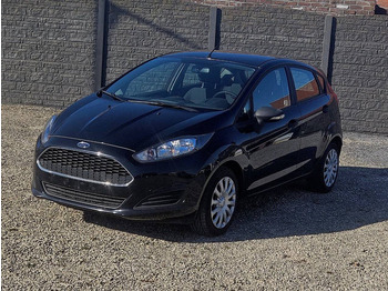 סדאן FORD