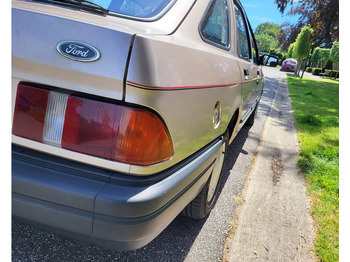 סדאן Ford Sierra 1.3: תמונה 5