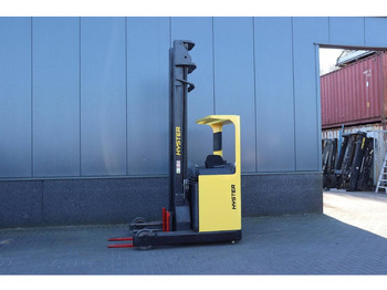 משאית הגעה HYSTER