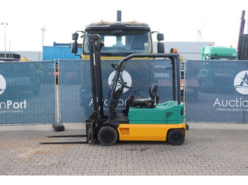 מלגזה חשמלית Komatsu FB20-2R: תמונה 2