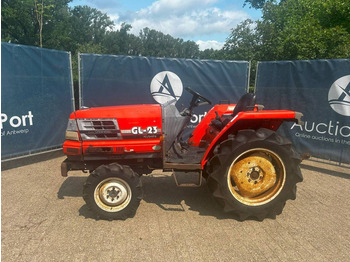 טרקטור חקלאי KUBOTA