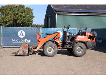 מעמיס גלגלים KUBOTA R065