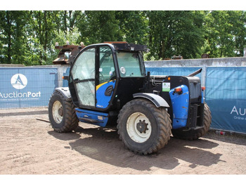 מפעיל טלסקופי New Holland LM425: תמונה 3