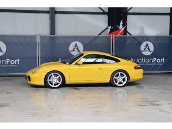סדאן PORSCHE