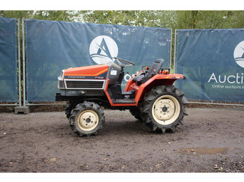טרקטור חקלאי YANMAR