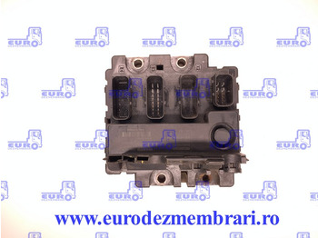 : תמונת כותרת עליונה