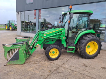 טרקטור קומפקטי John Deere 4066R: תמונה 5
