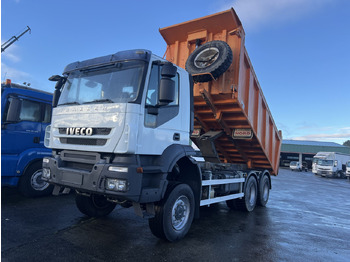מזהיר IVECO Trakker