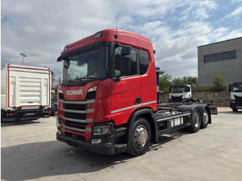 משאית עם שלדת תא SCANIA R 450