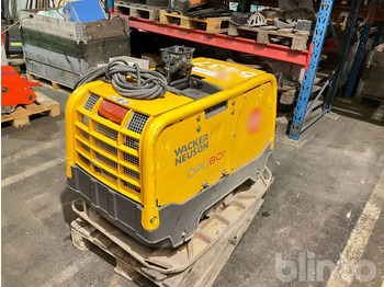 לוח רטט Wacker Neuson DPU-80 R: תמונה 3 לוח רטט Wacker Neuson DPU-80 R: תמונה 3