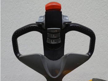 משאית משטחים Still EXU16: תמונה 3 משאית משטחים Still EXU16: תמונה 3