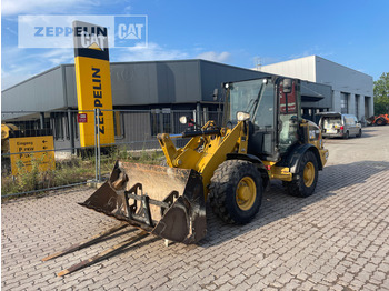 מעמיס גלגלים CATERPILLAR 906M