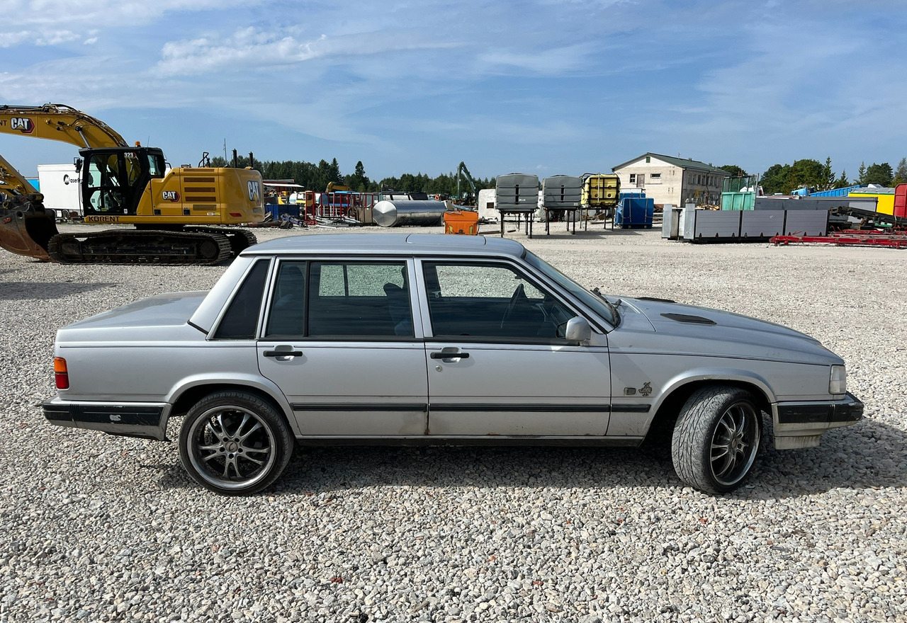 1992 VOLVO 740SE 2.3 85kW - מכונית: תמונה 3 1992 VOLVO 740SE 2.3 85kW - מכונית: תמונה 3