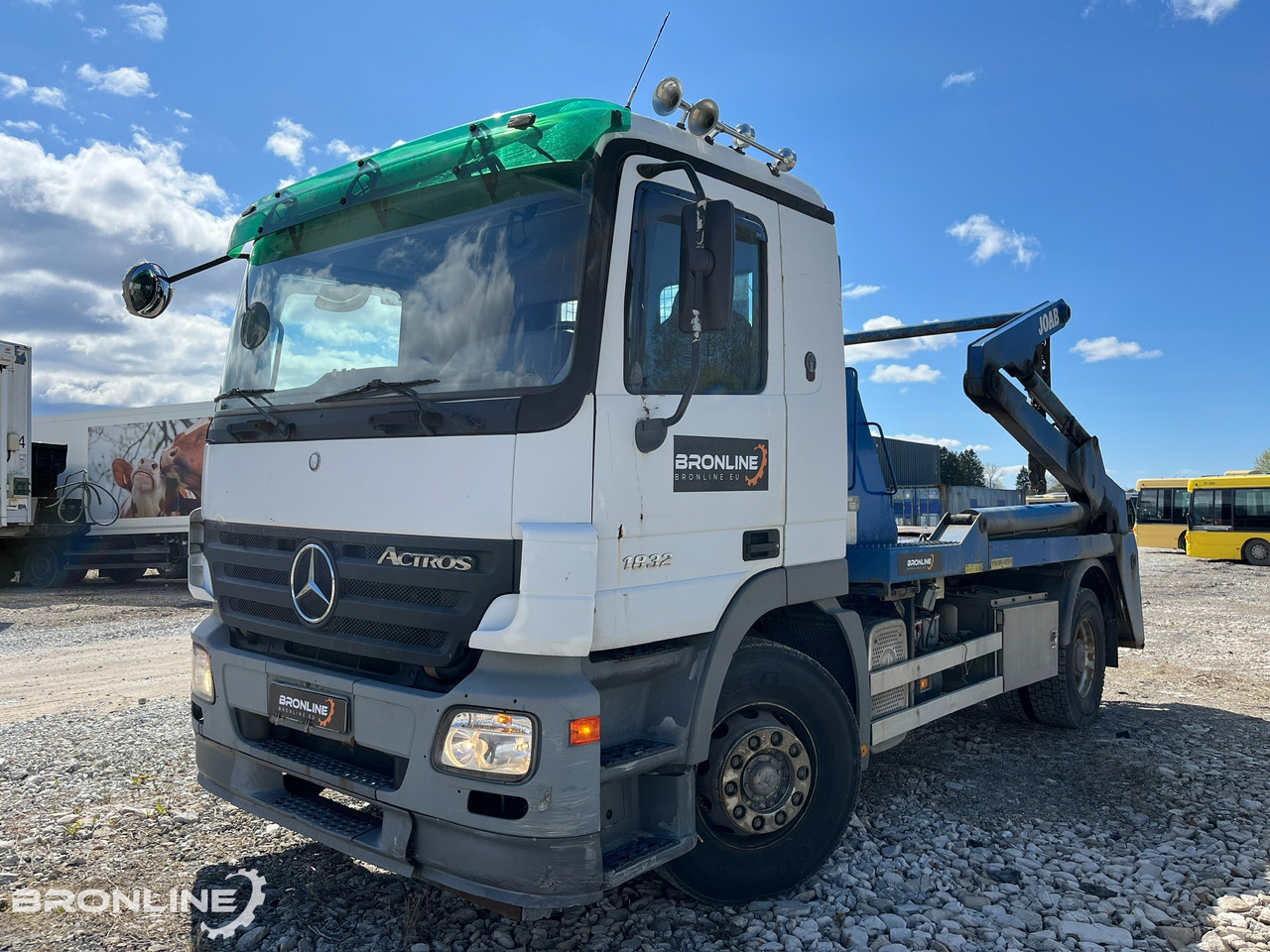 2004 Mercedes-Benz Actros 1832 Skip Loader Joab - משאית דילוג העמסה: תמונה 1 2004 Mercedes-Benz Actros 1832 Skip Loader Joab - משאית דילוג העמסה: תמונה 1