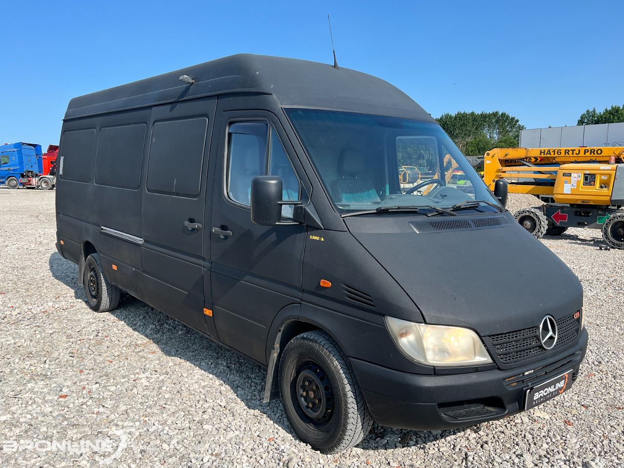 2004 Mercedes-Benz Sprinter 313 CDI 2.2d 95kW - כלי רכב מסחרי עם לוח: תמונה 2 2004 Mercedes-Benz Sprinter 313 CDI 2.2d 95kW - כלי רכב מסחרי עם לוח: תמונה 2