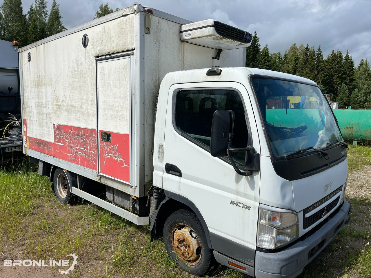2007 Mitsubishi Fuso Canter 3c13 BOX - משאית קירור: תמונה 2 2007 Mitsubishi Fuso Canter 3c13 BOX - משאית קירור: תמונה 2