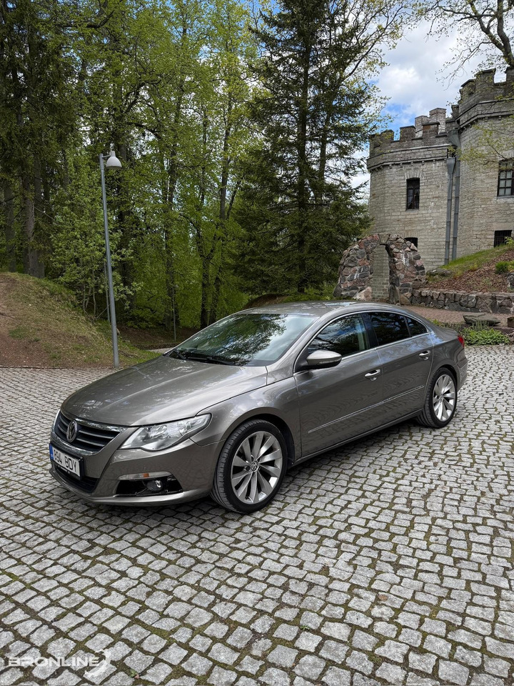 2009 Volkswagen Passat CC 2.0 147kW - סדאן: תמונה 1 2009 Volkswagen Passat CC 2.0 147kW - סדאן: תמונה 1