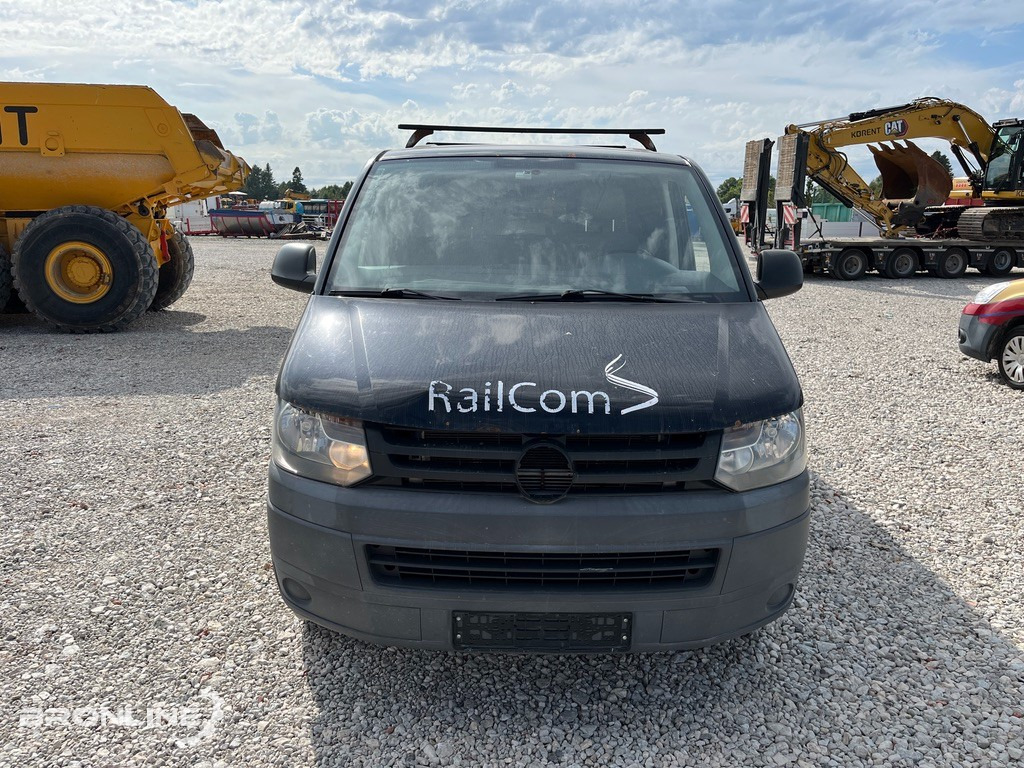 2010 Volkswagen Transporter T5 4x4 2.0 103kW - כלי רכב מסחרי קטן: תמונה 3 2010 Volkswagen Transporter T5 4x4 2.0 103kW - כלי רכב מסחרי קטן: תמונה 3