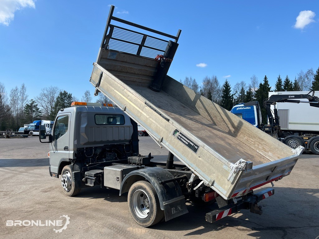 2013 Mitsubishi Fuso Canter 7C15 Tipper - מזהיר: תמונה 5 2013 Mitsubishi Fuso Canter 7C15 Tipper - מזהיר: תמונה 5