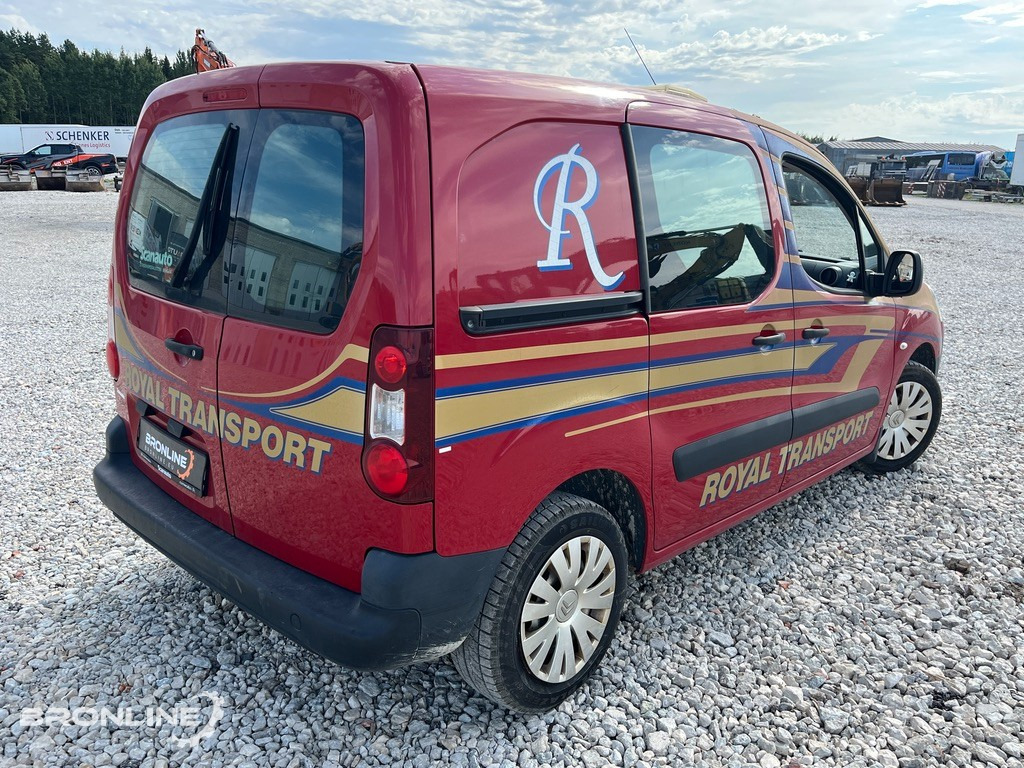 2015 Citroën Berlingo 1.6 84kW - מכונית: תמונה 5 2015 Citroën Berlingo 1.6 84kW - מכונית: תמונה 5