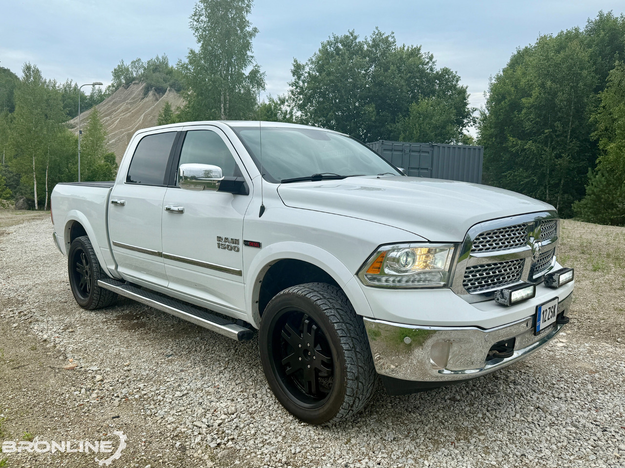 2016 RAM 1500 Laramie 3.0d 179kW N1G - מכונית: תמונה 2 2016 RAM 1500 Laramie 3.0d 179kW N1G - מכונית: תמונה 2
