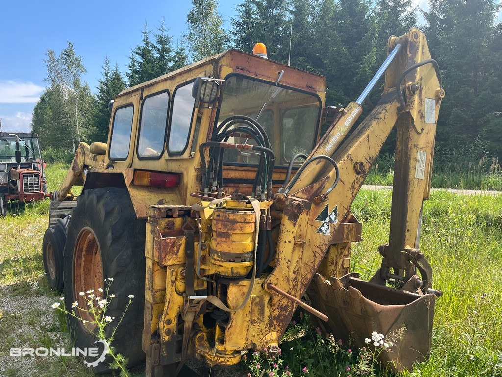 Massey Ferguson Laadur-ekskavaator mootoririkkega / engine failure - מחפרון: תמונה 4 Massey Ferguson Laadur-ekskavaator mootoririkkega / engine failure - מחפרון: תמונה 4