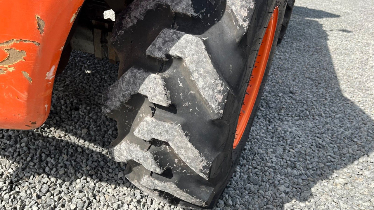 AUSA T 276 H Teleskoplader 5100 Kg - מעמיס גלגלים: תמונה 5 AUSA T 276 H Teleskoplader 5100 Kg - מעמיס גלגלים: תמונה 5