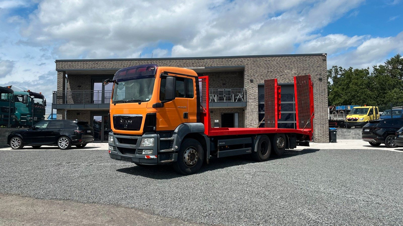 MAN TGS 26.320 Abschlepper Transporter Baumaschinen - משאית גרירה: תמונה 1 MAN TGS 26.320 Abschlepper Transporter Baumaschinen - משאית גרירה: תמונה 1