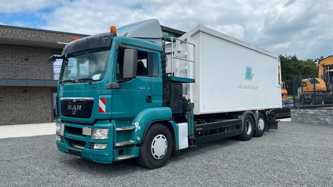 MAN TGS 26.360 Müllwagen Glas Kran Kipper - מזהיר, משאית מנוף: תמונה 2 MAN TGS 26.360 Müllwagen Glas Kran Kipper - מזהיר, משאית מנוף: תמונה 2