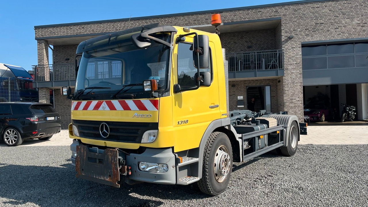 Mercedes-Benz 1318 1218 Abrollkipper Mercedes-Benz 1318 1218 Abrollkipper - משאית הרמת וו: תמונה 2 Mercedes-Benz 1318 1218 Abrollkipper Mercedes-Benz 1318 1218 Abrollkipper - משאית הרמת וו: תמונה 2