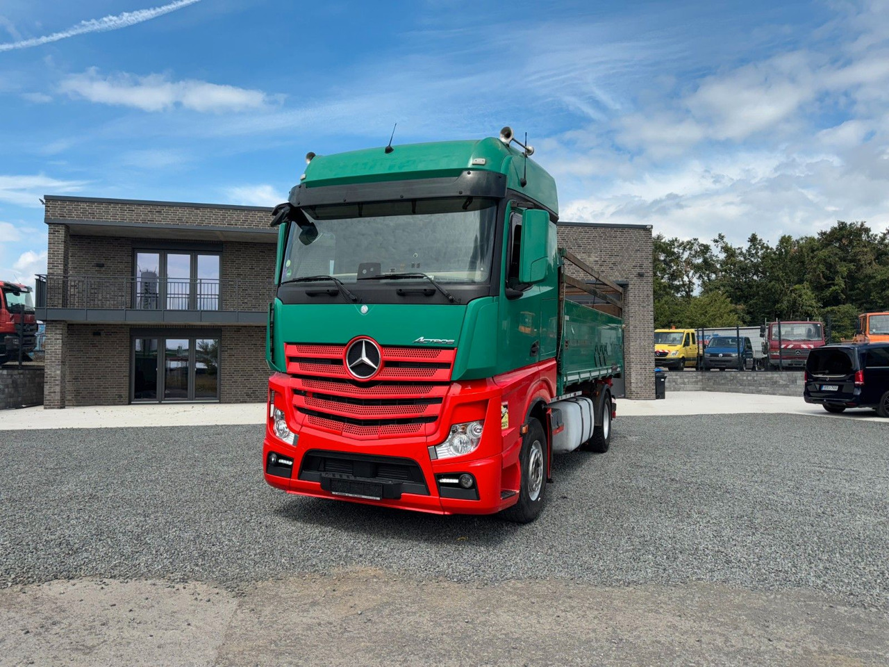 Mercedes-Benz Actros 1842 Kipper Dreiseitenkipper - מכונות אחרות: תמונה 4 Mercedes-Benz Actros 1842 Kipper Dreiseitenkipper - מכונות אחרות: תמונה 4