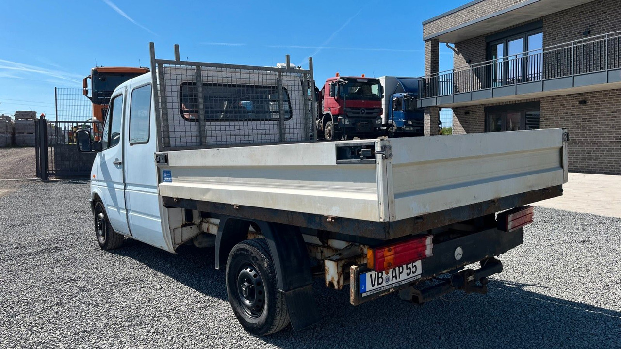 Mercedes-Benz Sprinter 312 D Pritsche Doka - כלי רכב מסחרי במיטה שטוחה, כלי רכב מסחרי קומבי: תמונה 5 Mercedes-Benz Sprinter 312 D Pritsche Doka - כלי רכב מסחרי במיטה שטוחה, כלי רכב מסחרי קומבי: תמונה 5