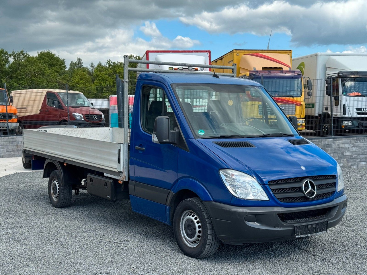 Mercedes-Benz Sprinter 316 CDI Pritsche - כלי רכב מסחרי במיטה שטוחה: תמונה 3 Mercedes-Benz Sprinter 316 CDI Pritsche - כלי רכב מסחרי במיטה שטוחה: תמונה 3